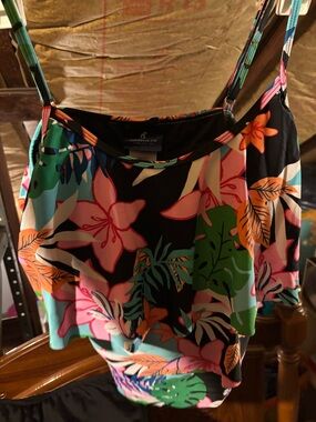 Caribbean Joe Tropical Floral Swim Top Floral Size 10 & Black Skort No Tag